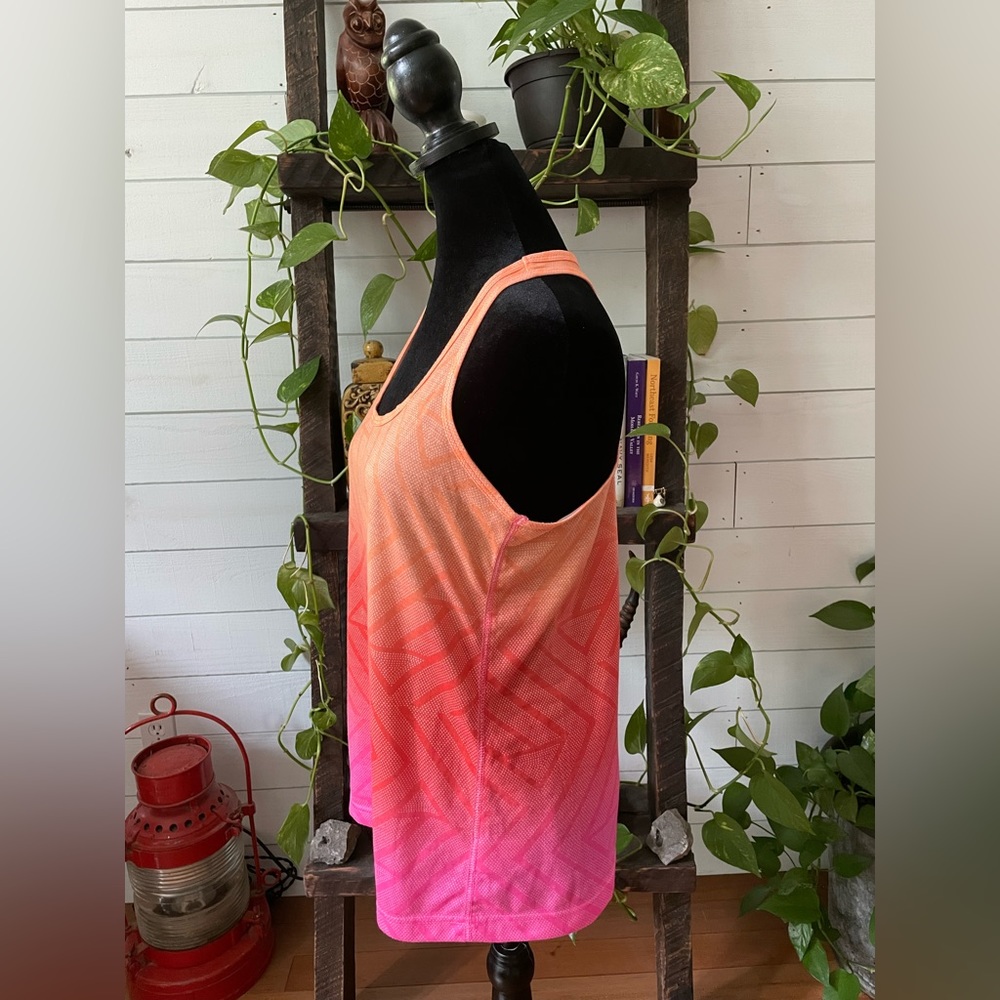 Xersion: Muscle Tank Top - Picture 9 of 14